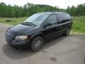 2005 Chrysler Town & Country Limited Photo 5