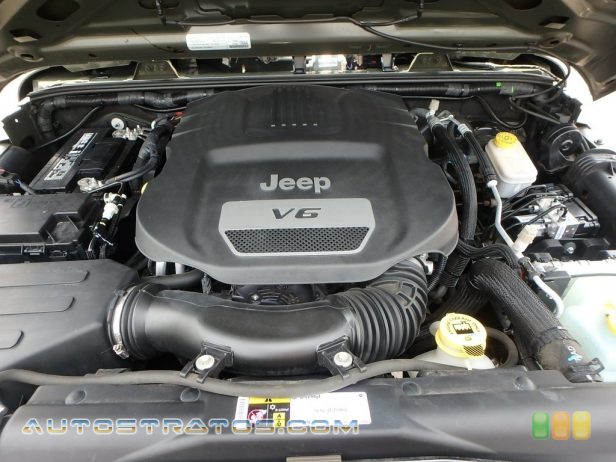 2015 Jeep Wrangler Willys Wheeler 4x4 3.6 Liter DOHC 24-Valve VVT V6 5 Speed Automatic