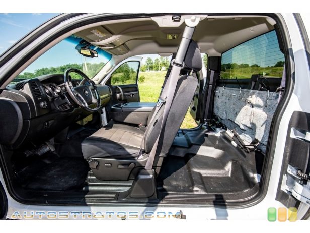 2011 Chevrolet Silverado 2500HD LT Extended Cab 4x4 6.6 Liter OHV 32-Valve Duramax Turbo-Diesel V8 6 Speed Allison Automatic