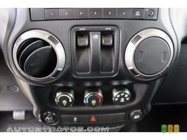 2012 Jeep Wrangler Sport 4x4 3.6 Liter DOHC 24-Valve VVT Pentastar V6 5 Speed Automatic