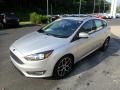 2018 Ford Focus SEL Hatch Photo 8