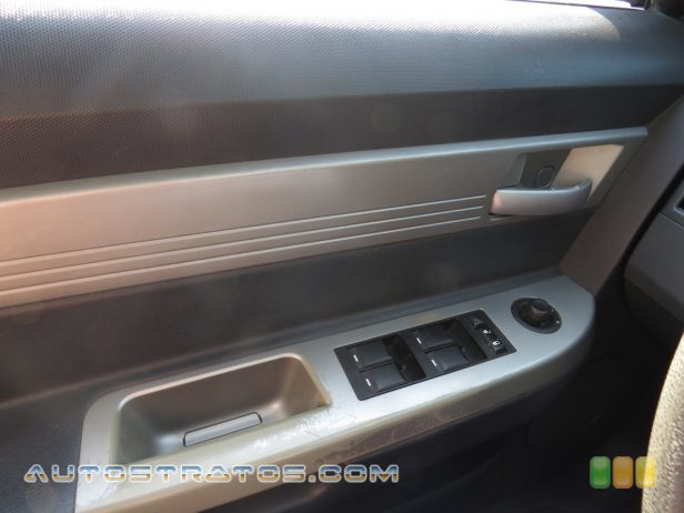 2010 Chrysler Sebring Touring Sedan 2.4 Liter DOHC 16-Valve VVT 4 Cylinder 4 Speed Automatic