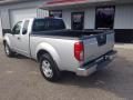 2007 Nissan Frontier SE King Cab 4x4 Photo 3