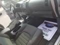 2007 Nissan Frontier SE King Cab 4x4 Photo 22