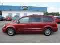 2013 Chrysler Town & Country Touring - L Photo 2