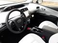 2020 Toyota Prius XLE AWD-e Photo 3