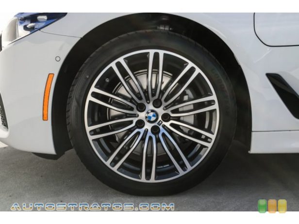 2019 BMW 5 Series 530e iPerformance Sedan 2.0 Liter e DI TwinPower Turbocharged DOHC 16-Valve VVT 4 Cylind 8 Speed Sport Automatic