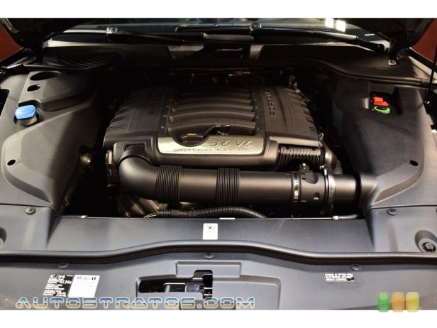 2016 Porsche Cayenne  3.6 Liter DFI DOHC 24-Valve VVT V6 8 Speed Tiptronic S Automatic