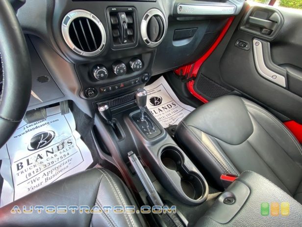 2016 Jeep Wrangler Unlimited Rubicon Hard Rock 4x4 3.6 Liter DOHC 24-Valve VVT V6 5 Speed Automatic