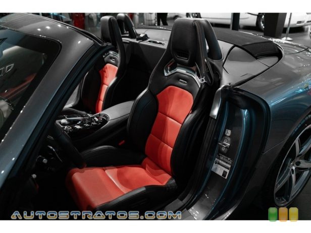 2019 Mercedes-Benz AMG GT Roadster 4.0 AMG Twin-Turbocharged DOHC 32-Valve VVT V8 7 Speed AMG SPEEDSHIFT DCT Dual-Clutch