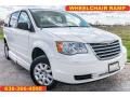 2010 Chrysler Town & Country LX Photo 1
