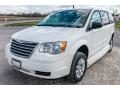 2010 Chrysler Town & Country LX Photo 27