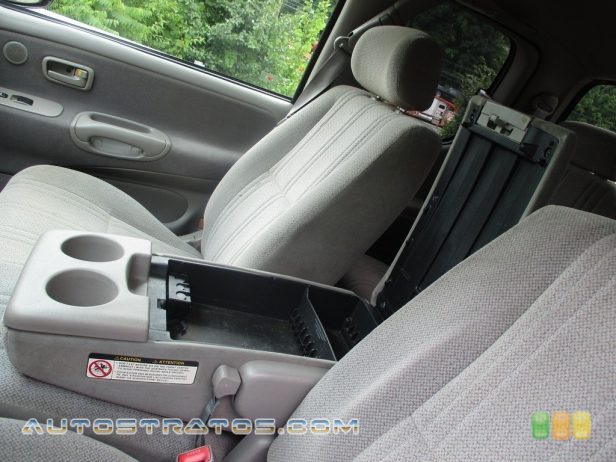 2000 Toyota Tundra SR5 Extended Cab 4x4 4.7 Liter DOHC 32-Valve V8 4 Speed Automatic