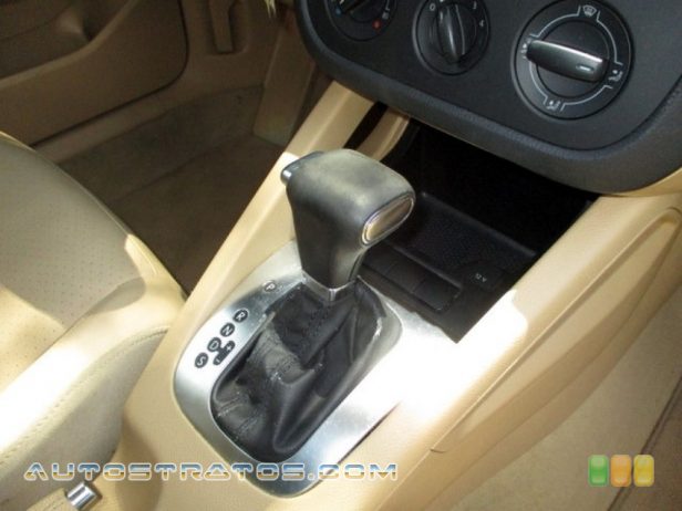 2009 Volkswagen Jetta SE SportWagen 2.5 Liter DOHC 20 Valve 5 Cylinder 6 Speed Tiptronic Automatic
