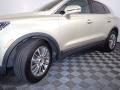 2017 Lincoln MKC Reserve AWD Photo 6