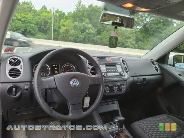 2010 Volkswagen Tiguan S 4Motion 2.0 Liter FSI Turbocharged DOHC 16-Valve VVT 4 Cylinder 6 Speed Tiptronic Automatic