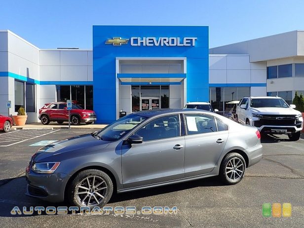 2011 Volkswagen Jetta SE Sedan 2.5 Liter DOHC 20-Valve 5 Cylinder 6 Speed Tiptronic Automatic