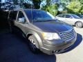 2010 Chrysler Town & Country Touring Photo 4