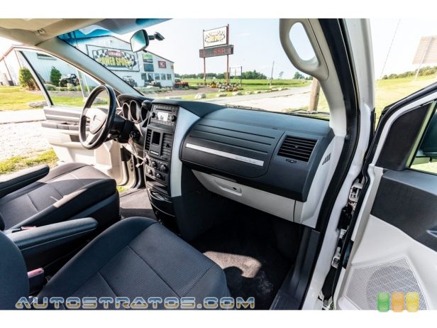 2008 Dodge Grand Caravan SXT 3.8 Liter OHV 12-Valve V6 6 Speed Automatic