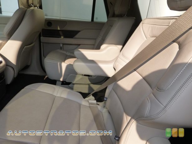 2019 Lincoln Navigator Select 4x4 3.5 Liter GTDI Twin-Turbocharged DOHC 24-Valve VVT V6 10 Speed Automatic