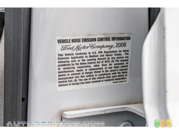 2006 Ford F350 Super Duty XL Crew Cab 4x4 6.0 Liter Turbo Diesel OHV 32 Valve Power Stroke V8 5 Speed Automatic
