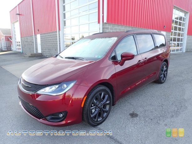 2020 Chrysler Pacifica Touring L 3.6 Liter DOHC 24-Valve VVT V6 9 Speed Automatic