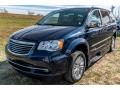 2015 Chrysler Town & Country Touring-L Photo 8