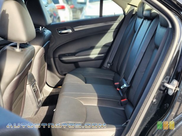 2021 Chrysler 300 Touring 3.6 Liter DOHC 24-Valve VVT Pentastar V6 8 Speed Automatic