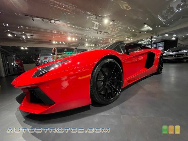 2013 Lamborghini Aventador LP 700-4 6.5 Liter DOHC 48-Valve VVT V12 7 Speed ISR Automatic