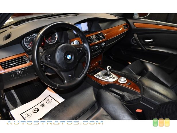 2008 BMW M5 Sedan 5.0 Liter DOHC 40-Valve VVT V10 7 Speed SMG Sequential Manual