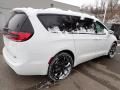 2021 Chrysler Pacifica Touring AWD Photo 6