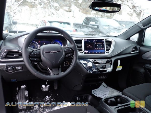 2021 Chrysler Pacifica Touring AWD 3.6 Liter DOHC 24-Valve VVT Pentastar V6 9 Speed Automatic