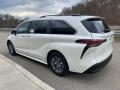 2021 Toyota Sienna XLE Hybrid Photo 2