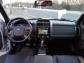 2010 Ford Escape Limited V6 4WD Photo 16