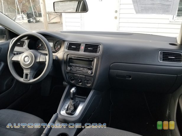 2013 Volkswagen Jetta S Sedan 2.0 Liter SOHC 8-Valve 4 Cylinder 6 Speed Tiptronic Automatic
