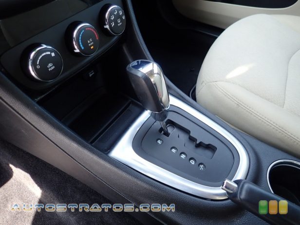 2014 Chrysler 200 LX Sedan 3.6 Liter DOHC 24-Valve VVT V6 6 Speed Automatic