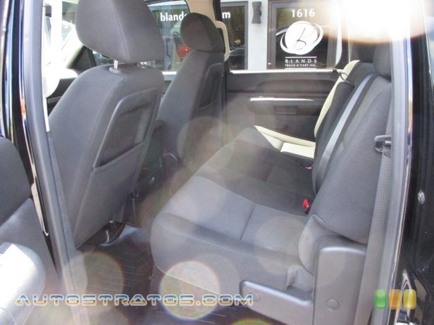 2014 Chevrolet Silverado 2500HD LT Crew Cab 4x4 6.6 Liter OHV 32-Valve Duramax Turbo-Diesel V8 6 Speed Allison 1000 Automatic