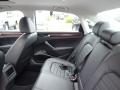 2012 Volkswagen Passat 2.5L SEL Photo 17