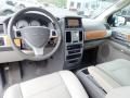2009 Chrysler Town & Country Limited Photo 24