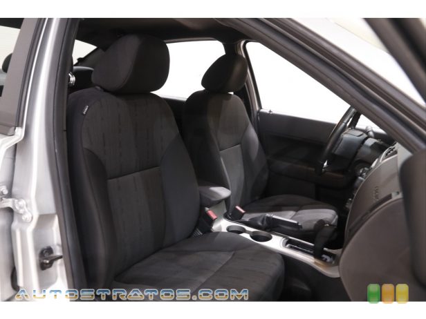 2011 Ford Focus SE Sedan 2.0 Liter DOHC 16-Valve Duratec 20 4 Cylinder 4 Speed Automatic