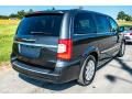 2012 Chrysler Town & Country Touring - L Photo 4
