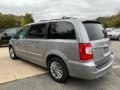 2015 Chrysler Town & Country Touring-L Photo 4