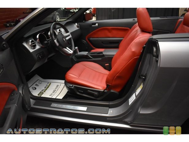 2006 Ford Mustang GT Premium Convertible 4.6 Liter SOHC 24-Valve VVT V8 5 Speed Automatic