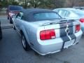 2005 Ford Mustang GT Premium Convertible Photo 3