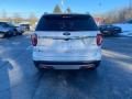 2017 Ford Explorer Limited 4WD Photo 5