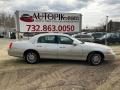 2009 Lincoln Town Car Signature Limited Photo 12