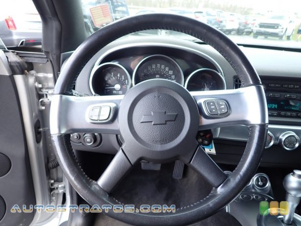 2005 Chevrolet SSR  6.0 Liter OHV 16-Valve V8 4 Speed Automatic