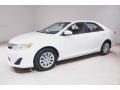 2013 Toyota Camry LE Photo 3