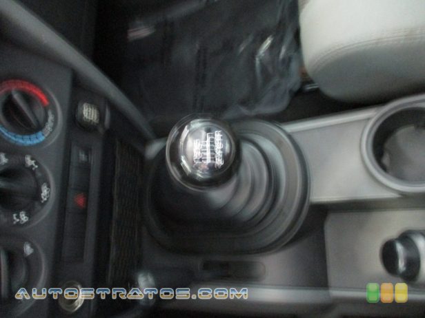2007 Jeep Wrangler Sahara 4x4 3.8 Liter OHV 12-Valve V6 6 Speed Manual