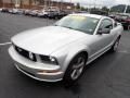 2005 Ford Mustang GT Premium Coupe Photo 4
